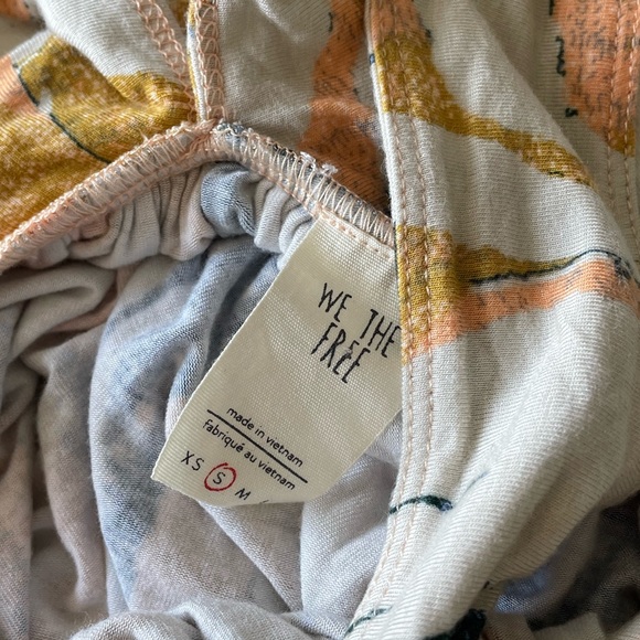 We The Free Tank Top Sz Small - Picture 2 of 2